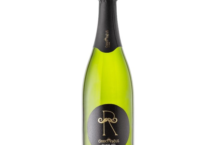  CELLER CAN DESCREGUT CORPINNAT BRUT NATURE RESERVA Cava , Corpinnat, Hiszpania , Katalonia , wino sklpe z winem, wino musujące , bąble , wytrawne,