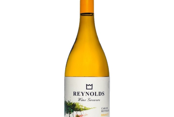 Carlos Reynolds Branco, białe wytrawne wino, średnie body białe wino, wino wegańskie, Reynolds Wine Growers, Alto Alentejo, Alentejo VR, portugalskie wino białe, Arinto, Antão Vaz, fermentacja w stalowych kadziach, dojrzewanie na osadzie drożdżowym , nuty cytrusowe , żółte owoce (brzoskwinia, melon) , akcenty kwiatów jaśminu ,mineralna świeżość, wino do owoców morza, wino do ryb z grilla, wino do sałatek z kozim serem, aperitif na lato, wino na letnie przyjęcie, lekkie wino na brunch, wino na spotkanie z przyjaciółmi, wino na upalne dni, letnie wino, summer wine, wino na lato, kup Carlos Reynolds Branco online, najlepsze białe wino z Alentejo VR ,Carlos Reynolds Branco cena i opinie , gdzie kupić Carlos Reynolds wino białe