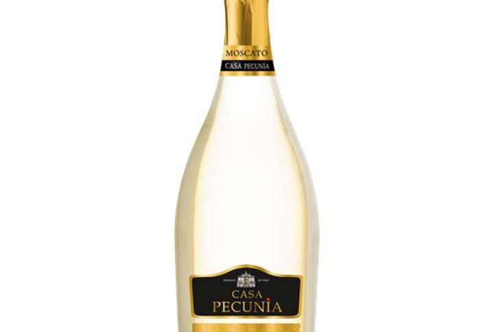 CASA PECUNIA MOSCATO SPUMANTE DOLCE, moscato spumante, moscato dolce, włoskie wino musujące, słodkie wino musujące, spumante dolce, casapecunia moscato, wino moscato słodkie, wino musujące z Włoch, delikatne bąbelki, aromatyczne wino słodkie, wino na deser, wino o niskiej zawartości alkoholu, moscato 8%, wino na prezent, musujące na imprezę, wino o kwiatowym aromacie, wino o owocowym aromacie, lekko musujące słodkie, wino dla początkujących, wino do ciast i deserów, wino świeże i lekkie, wino półsłodkie styl, wino musujące aromatyczne, wino na lato, wino o niskiej mocy,