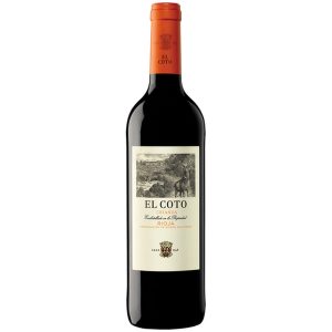 EL COTO Crianza – klasyczna interpretacja Rioja Crianza. Rioja Crianza – dojrzewanie w dębowych beczkach, elegancja i harmonia. Hiszpańskie czerwone wino – pełne słońca, owocu i charakteru. Wino z Rioja – prestiżowy region, uznany na całym świecie. El Coto Rioja – marka kojarzona z jakością i tradycją. Crianza 13% – idealny balans mocy i pijalności. Wino wytrawne czerwone – uniwersalne do jedzenia i degustacji solo. Tempranillo Crianza – klasyczny szczep i styl regionu. Klasyczna Rioja – połączenie owocu, beczki i elegancji. Wino dojrzewające w beczce – wanilia, dąb i szlachetna struktura. Aromaty czerwonych owoców – wiśnie, truskawki, śliwki. Wanilia i dąb – podpis dojrzewania w beczce. Wino do czerwonych mięs – idealne do steków i jagnięciny. Hiszpańskie wino wytrawne – charakter i świeżość w jednym. Wino na prezent – elegancka, rozpoznawalna butelka. Wino z beczki – dodatkowa głębia i złożoność. Wino z Hiszpanii – temperament i tradycja. El Coto Crianza Rioja 0, 75 – praktyczna pojemność na każdą okazję. Dobre wino do obiadu – uniwersalne i kulinarne. Wino o zbalansowanej kwasowości – świeże, ale harmonijne. Wino o średniej budowie – ani zbyt ciężkie, ani zbyt lekkie. Wino na co dzień – idealne do regularnej degustacji. Klasyczne wino hiszpańskie – esencja stylu Rioja. Wino z regionu Rioja – gwarancja jakości i renomy. Wino kupaż Tempranillo – harmonijny blend z przewagą Tempranillo.