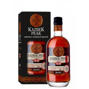 KAZBEK PEAK AGED 6 MONTHS BRANDY,brandy kazbek peak, kazbek peak aged, brandy 6 months, gruzińska brandy, premium brandy, brandy z kartonikiem, brandy 0, 5l, alkohol 36%, delikatna brandy, łagodna brandy, brandy do degustacji, brandy prezentowa, brandy na prezent, brandy aged, gruziński alkohol, wysokiej jakości brandy, brandy półlitrowa, brandy z Gruzji, brandy kolekcjonerska, brandy elegancka, brandy premium gift, brandy w pudełku, aged brandy georgia, kazbek peak brandy tasting, brandy smooth flavor