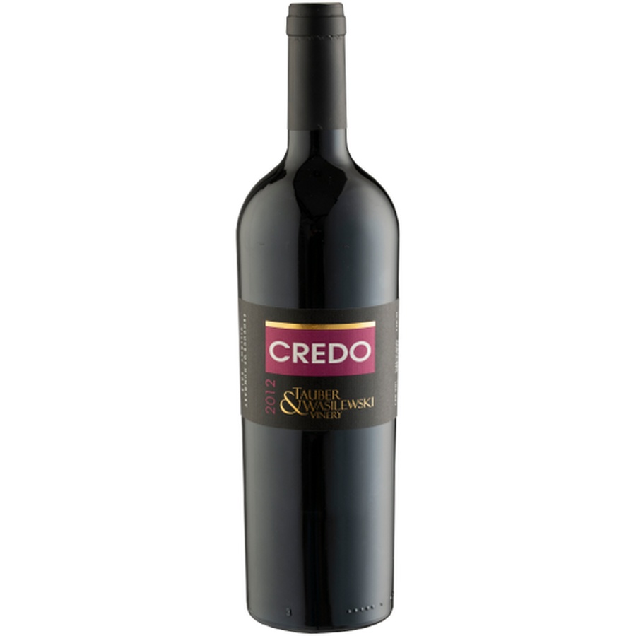 TAUBER & WASILEWSKI ‘CREDO’, TAUBER & WASILEWSKI Credo – charakterystyczne, wyraziste wino z Węgier, Credo 2012 – rocznik o dojrzałej strukturze i rozwiniętych aromatach, wino węgierskie – autentyczne wino europejskie z wyraźnym terroir, wino czerwone, wino wytrawne, wino o pełnym ciele – idealne do mięs i serów, wino premium oraz limitowana edycja wina – butelka dla wymagających, wino 14% – mocne, ale świetnie zbalansowane, wino z 2012, starzone wino, wino do dojrzewania – potencjał piwniczkowy, wino kolekcjonerskie – idealne na prezent i do kolekcji, aromatyczne czerwone wino, intensywne czerwone wino, wino z charakterem, wino dla konesera – dla tych, którzy szukają głębi i złożoności, butelkowane 0, 75l – klasyczny format na specjalne okazje, wysokiej jakości wino, wino z terroir, wino europejskie, unikalne czerwone wino, wino degustacyjne, wino do kolacji,