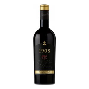 1908 Nero di Gio, czerwone wino, włoskie wino premium, wino wytrawne, wino z Sycylii, Nero d’Avola blend, eleganckie czerwone wino, wino do kolacji, wino do mięs, ekskluzywne wina, najlepsze włoskie wina, sklep z winami online, Winnysklad, winnysklad.com, wina premium sklep, zakup wina online, polecane wina czerwone, włoskie wina sklep internetowy, wino na prezent, unikalne wina, limitowane wina