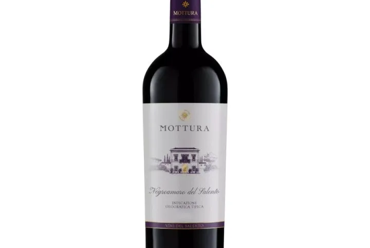 MOTTURA I CLASSICI NEGROAMARO DEL SALENTO IGT, wino, czerwone wino , wytrawne włoskie CZERWONE wino, internetowy sklep z winem , sklep z winem, sklep z winami, wina , apulia , puglia